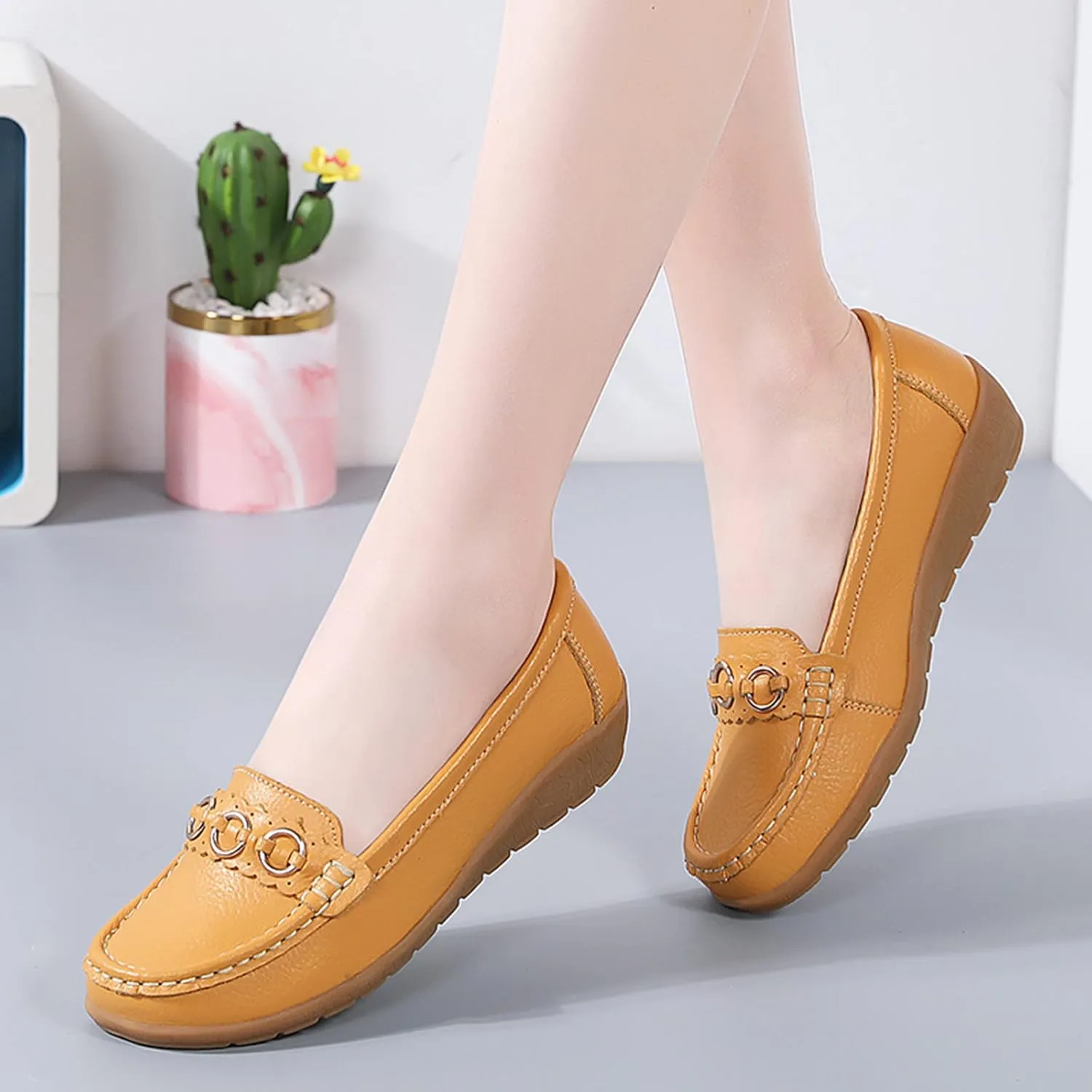 Womens Flats Comfortable Dressy Loafers Lightweight Walking Flat Slip On Work Shoes Round Toe Flats Loafers
